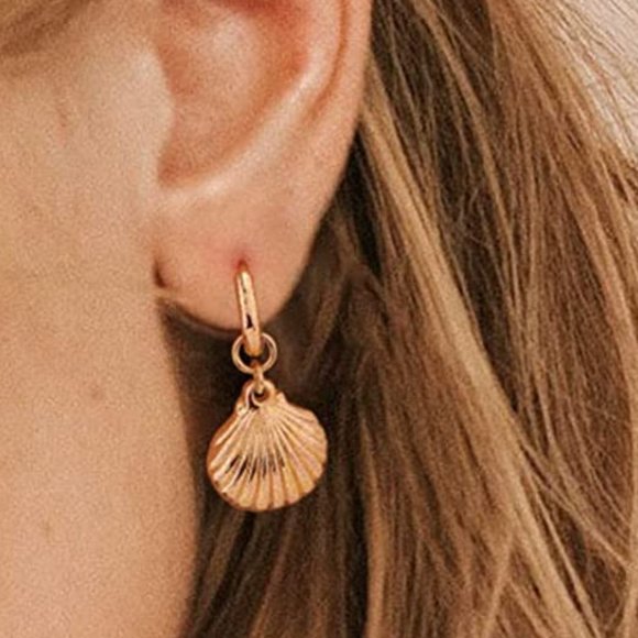 14K Gold Shell Danity Earrings - Picture 2 of 3